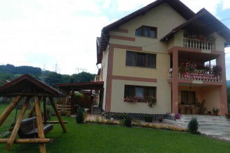 Cazare Casa Deea Arefu Foto Casa Deea Arefu