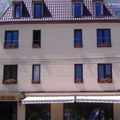 Vizitează Royal  Cazare Royal