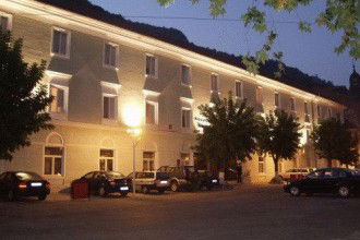 Rezervă Hotel Ferdinand Băile Herculane Cazare Hotel Ferdinand Băile Herculane
