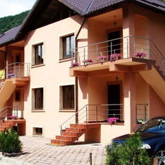 Cazare Pensiunea Camelia Băile Herculane