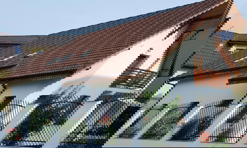 Vizitează Cristina House  Galerie Cristina House