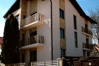 Camere Vila Twins by CN2i Luxury Accommodation Cazare Vila Twins by CN2i Luxury Accommodation