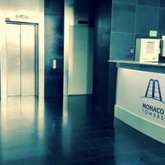 Galerie Monaco Towers Apartments 