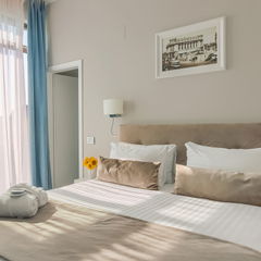Book NEW ERA HOTEL București Accommodation NEW ERA HOTEL București