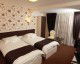 Rezervă West Plaza Hotel  Foto West Plaza Hotel