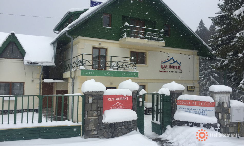 Book Pensiunea Kalinder  Accommodation Pensiunea Kalinder