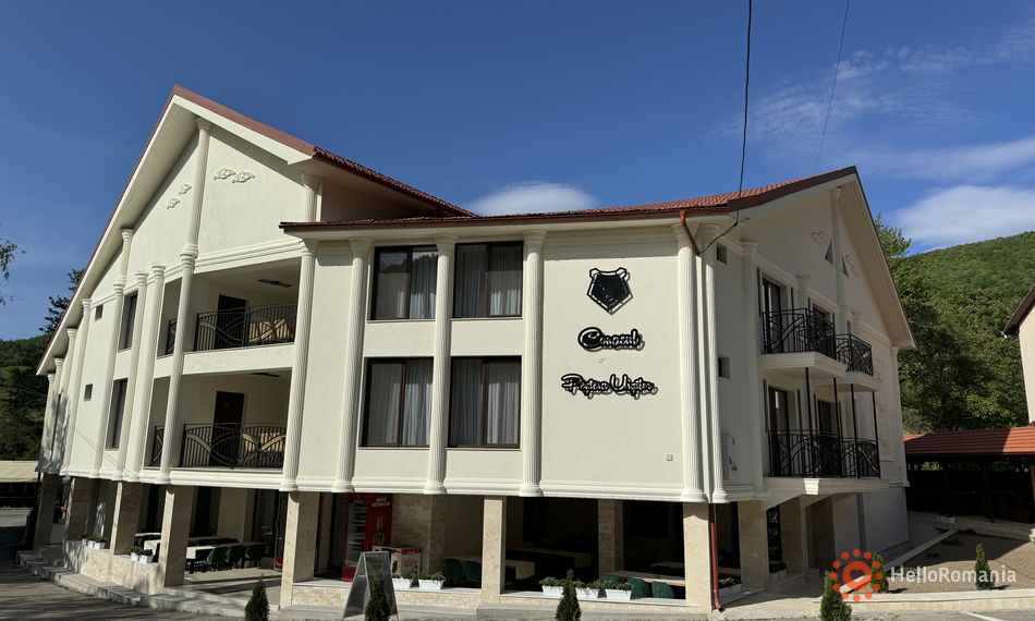 Rezervă Conacul Peştera Urşilor  Foto Conacul Peştera Urşilor