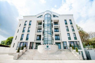 Rezervă Boutique Alex Si George Foto Boutique Alex Si George