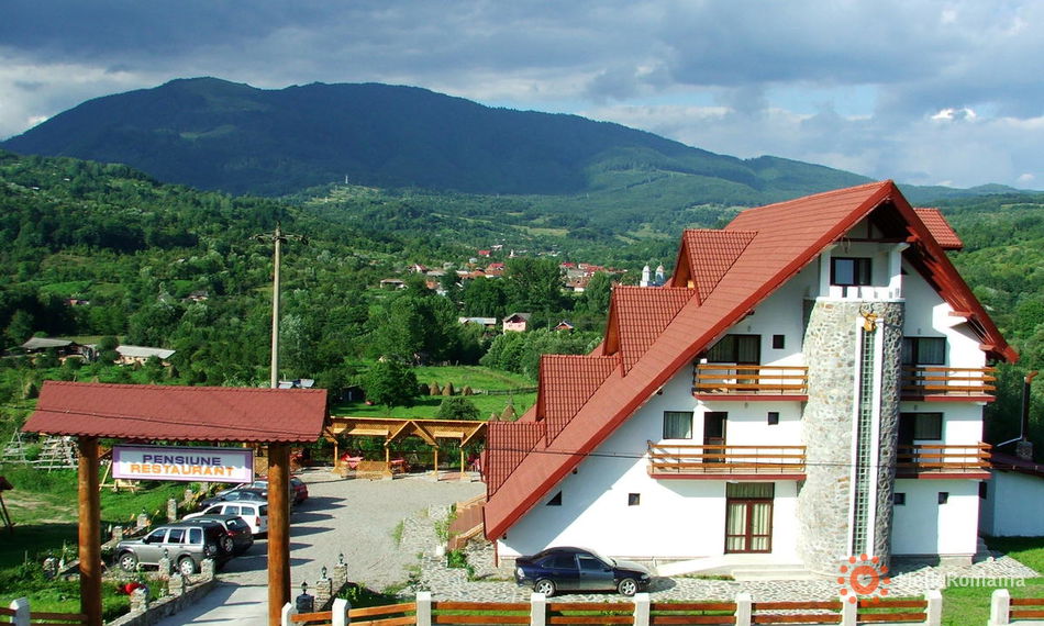 Vedere de ansamblu Belvedere Corbeni