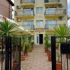 Accommodation Casa Galbena Costinești Accommodation Casa Galbena Costinești