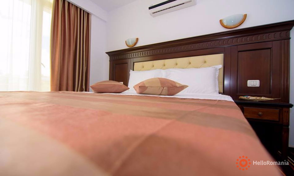 Rooms Boutique Marina Bay Mamaia-Sat Overview Boutique Marina Bay Mamaia-Sat