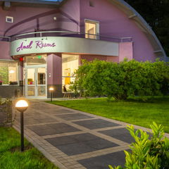 Overview Amel Rooms Mediaș