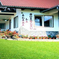 Foto Pensiunea Acasa La Moieciu 