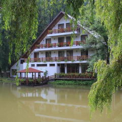 Accommodation Pensiunea Lacul Linistit Moneasa Photo Pensiunea Lacul Linistit Moneasa