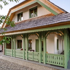 Gallery Dimineti in Cerdac 