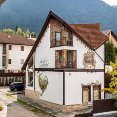 Vizitează Monti Chalet 5*  Imagine Monti Chalet 5*