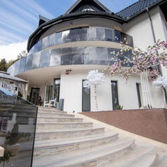 Cazare VILA CARPENTIERE ARENA 4* 