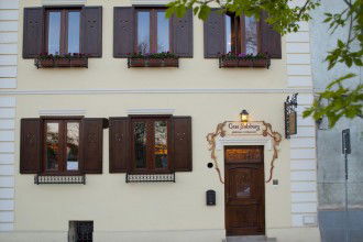 Vizitează CASA SALZBURG 4* Sibiu Vedere de ansamblu CASA SALZBURG 4* Sibiu