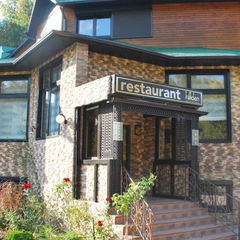 Cazare Hillden Lodge & Restaurant Șimon