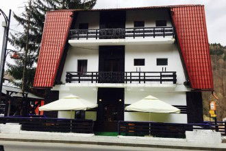 Vizitează Hotel Crema Deluxe Sinaia Cazare Hotel Crema Deluxe Sinaia