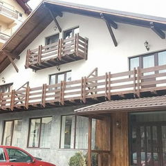 Vizitează Argesu  Vedere de ansamblu Argesu