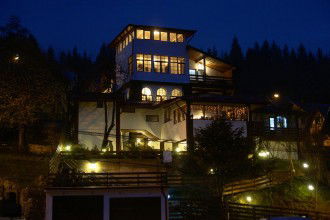 Camere Pensiunea New Aosta Garden Foto Pensiunea New Aosta Garden