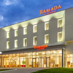 Foto Ramada by Wyndham Targu Jiu 