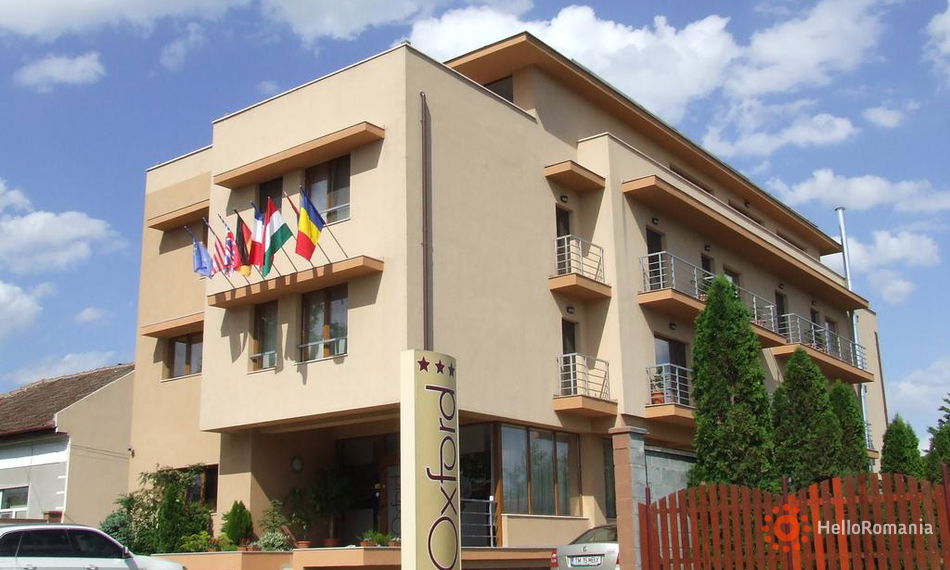 Rooms Hotel Oxford Inns & Suites  Overview Hotel Oxford Inns & Suites