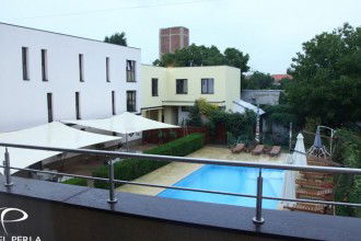 Book Perla Overview Perla