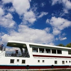 Cazare Hotel Plutitor Ibis Tulcea