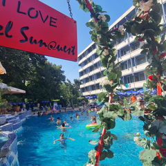 Accommodation Sunquest Hotel 